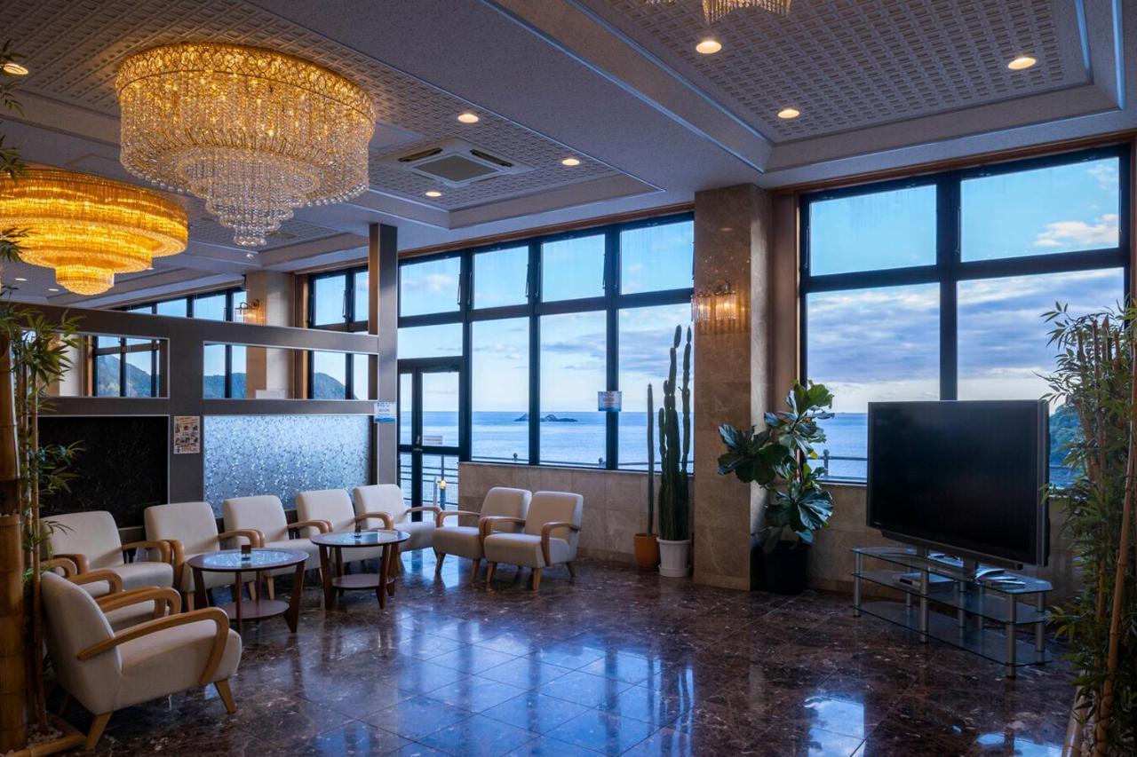 Hotel Nami Кумано Екстериор снимка