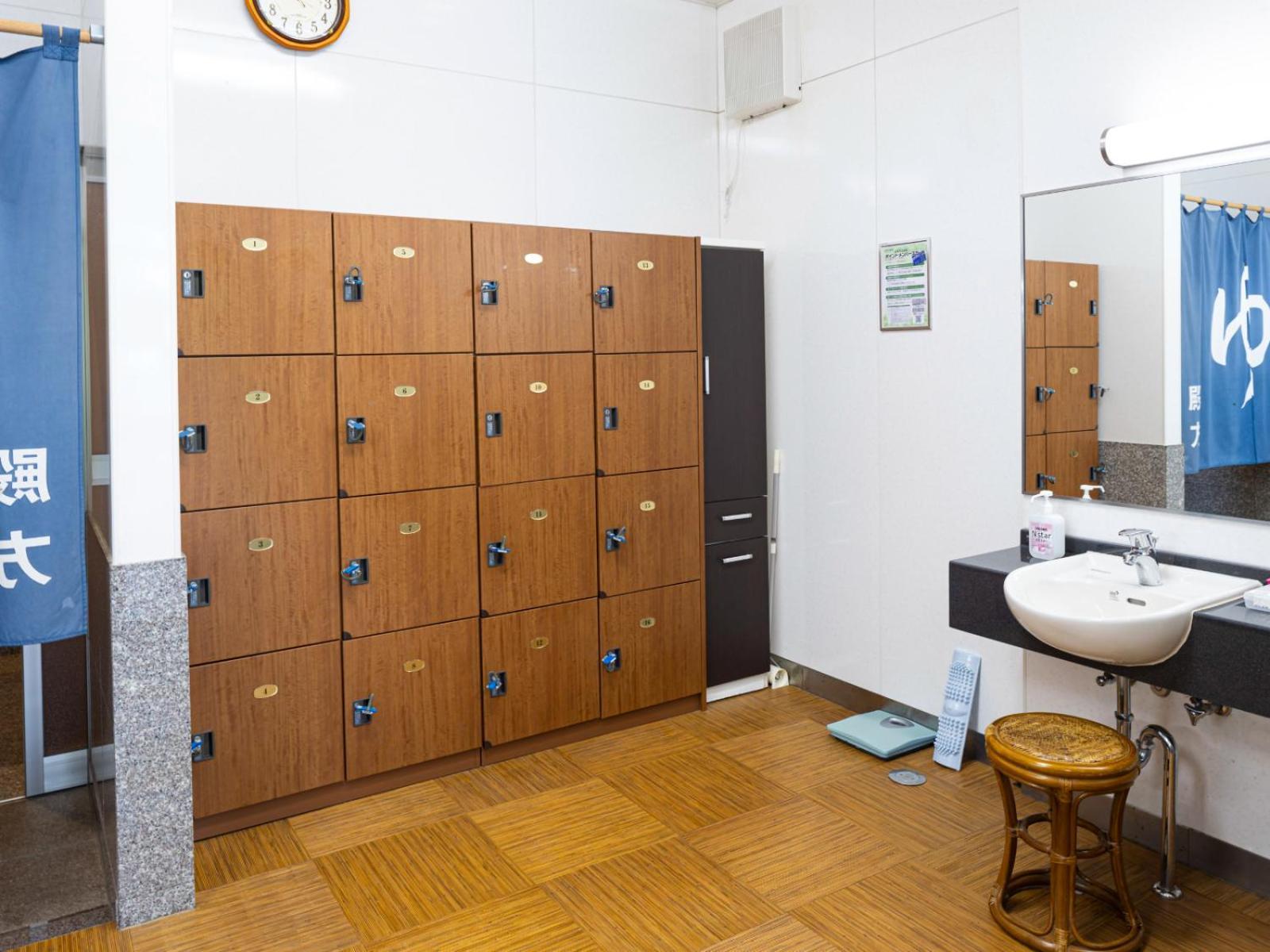 Hotel Nami Кумано Екстериор снимка