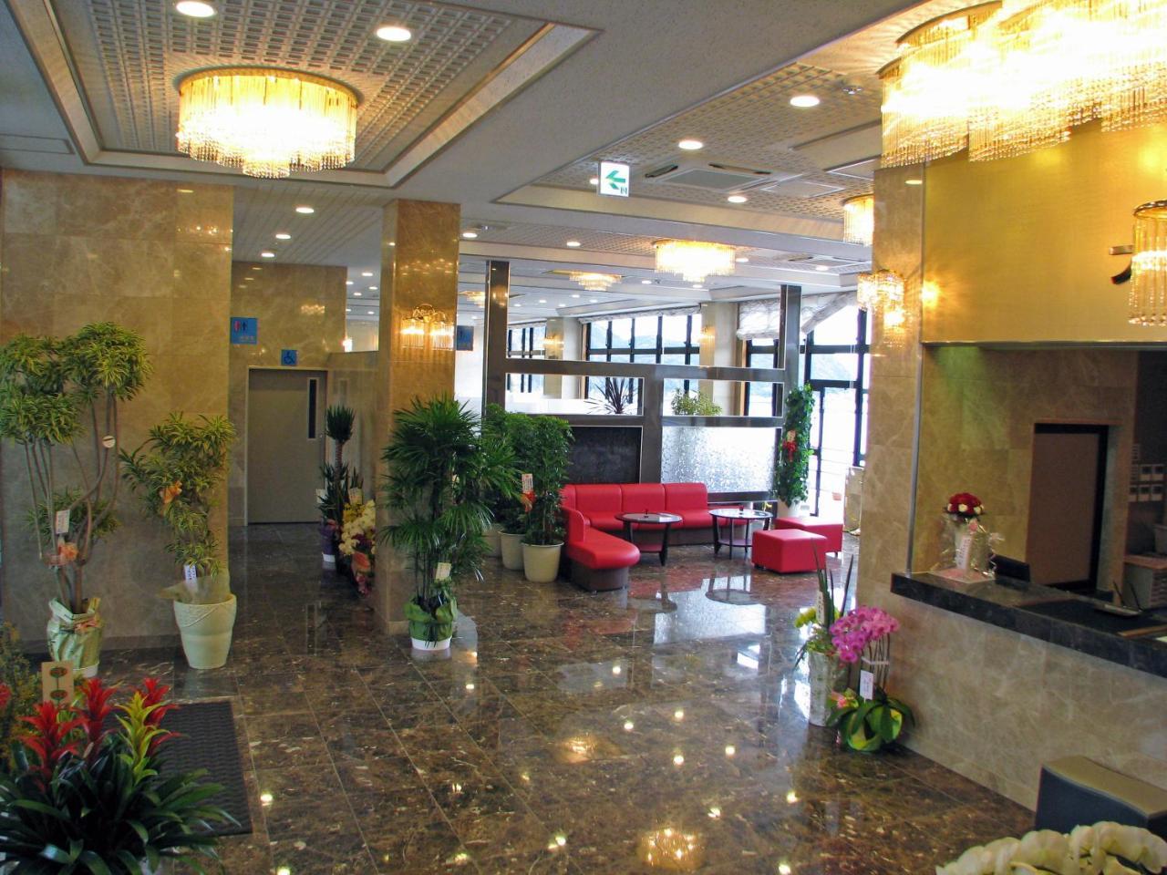 Hotel Nami Кумано Екстериор снимка
